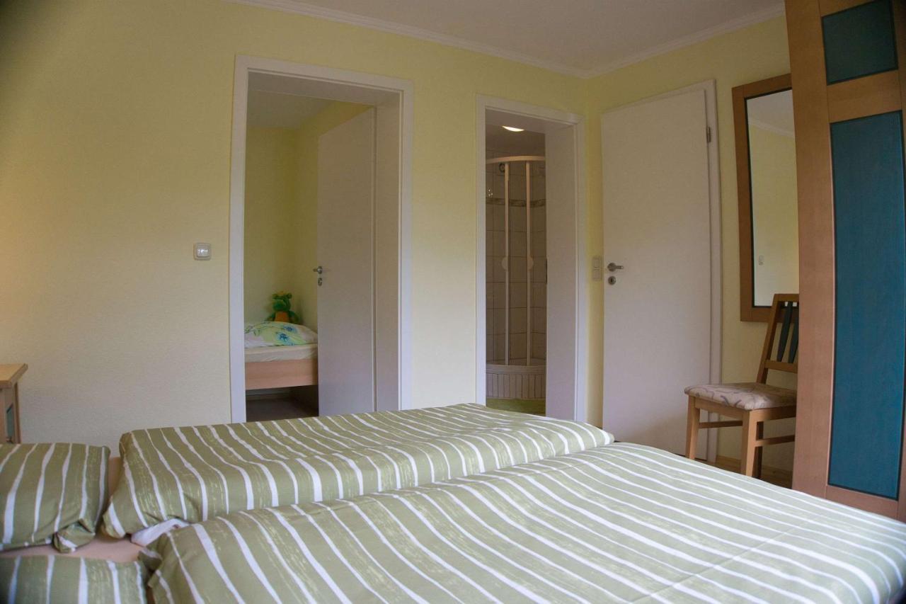 F-1042 Ferienwohnung Enna Sellin  Екстериор снимка