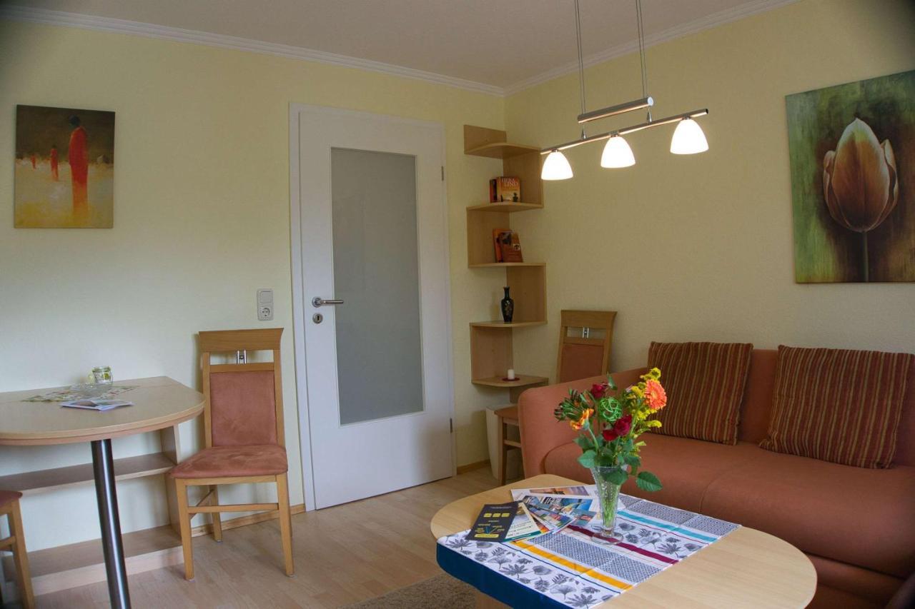 F-1042 Ferienwohnung Enna Sellin  Екстериор снимка