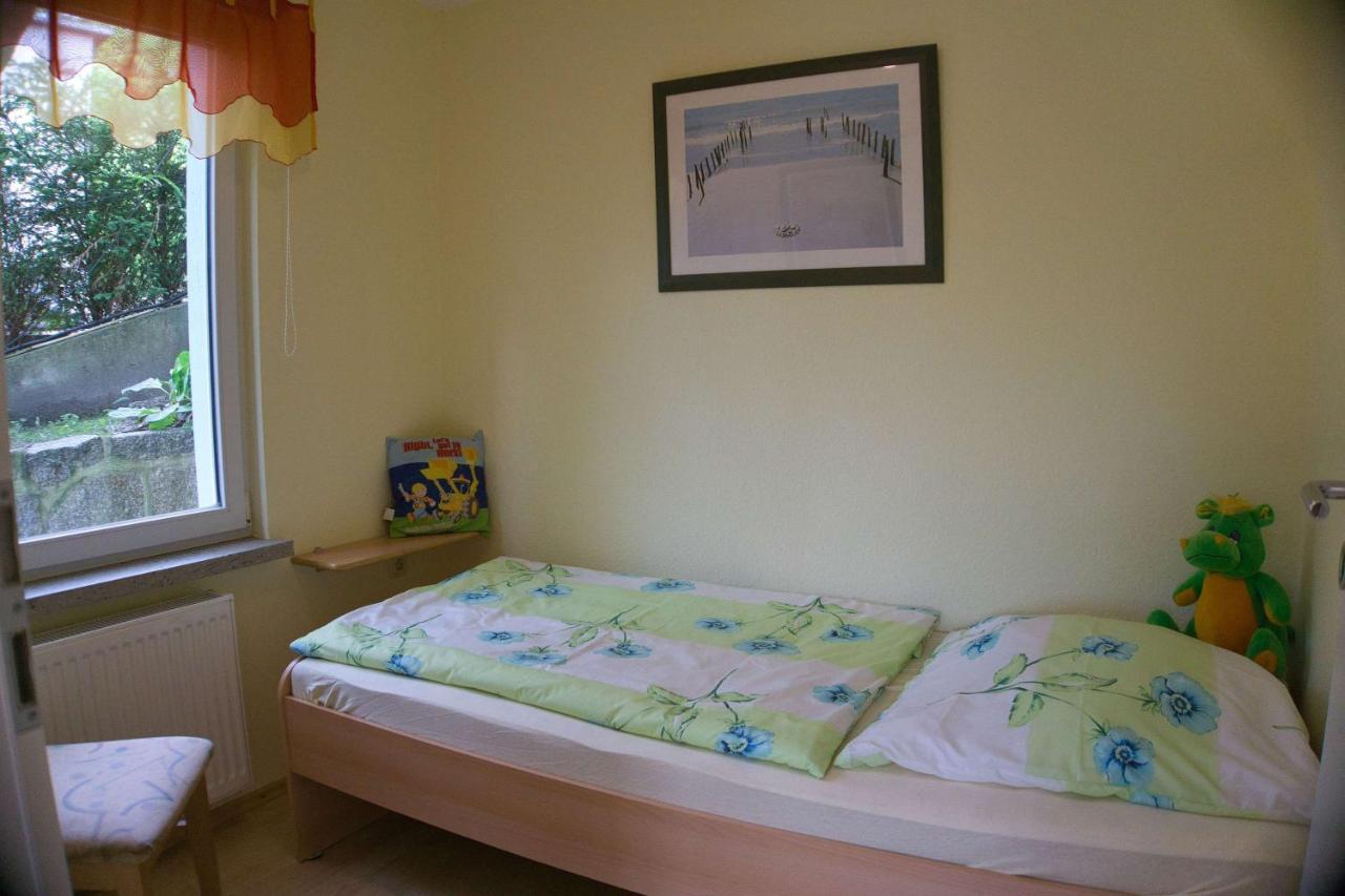 F-1042 Ferienwohnung Enna Sellin  Екстериор снимка